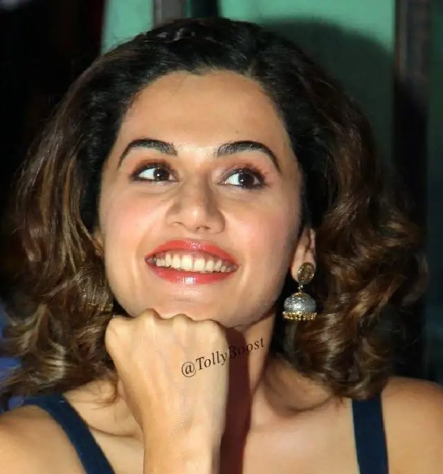 Indian Girl Taapsee Pannu Curly Hairstyle Smiling Face Closeup